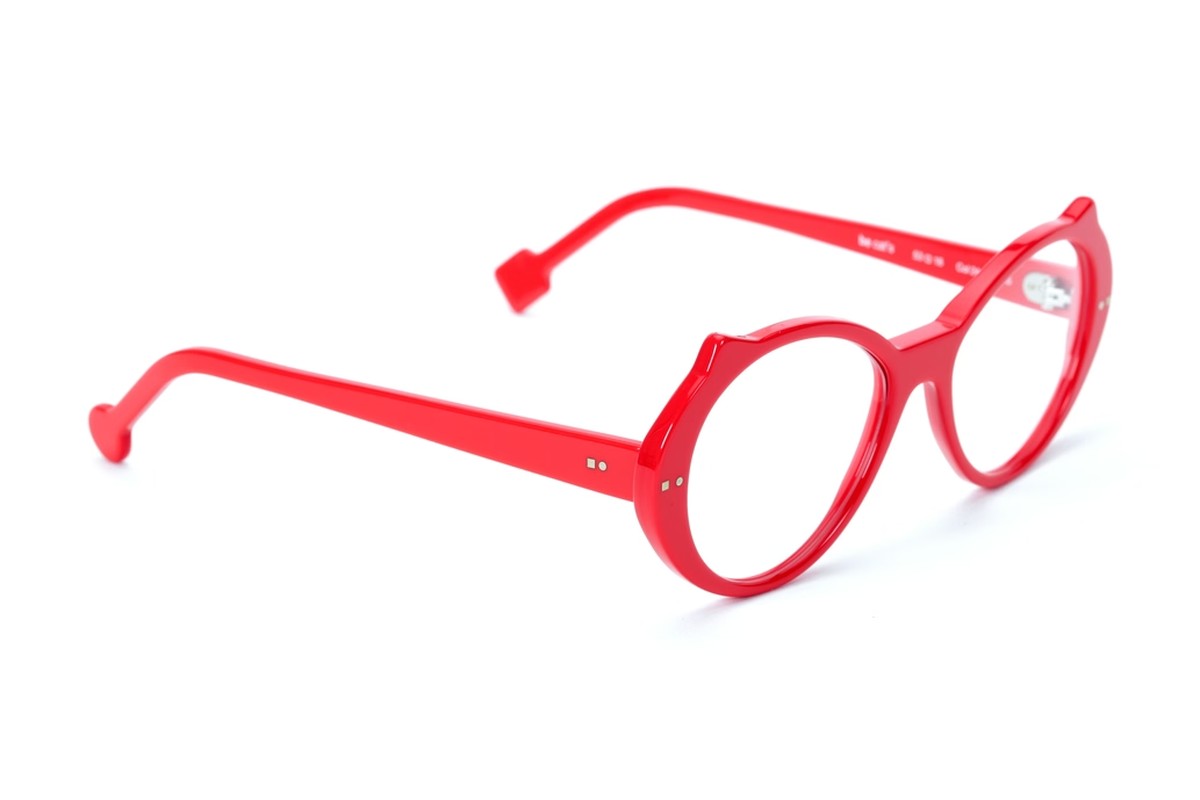 Sabine Be Be Cat’s Red eyeglasses, side view