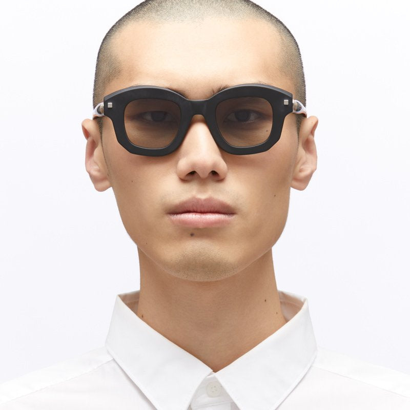 KUBORAUM Maske J1 Black Matt eyeglasses, detail view