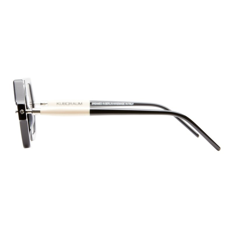 KUBORAUM Maske P19 Black Shine eyeglasses, angled view
