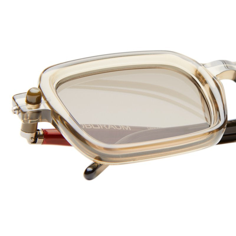 KUBORAUM Maske P21 Olive sunglasses, side view