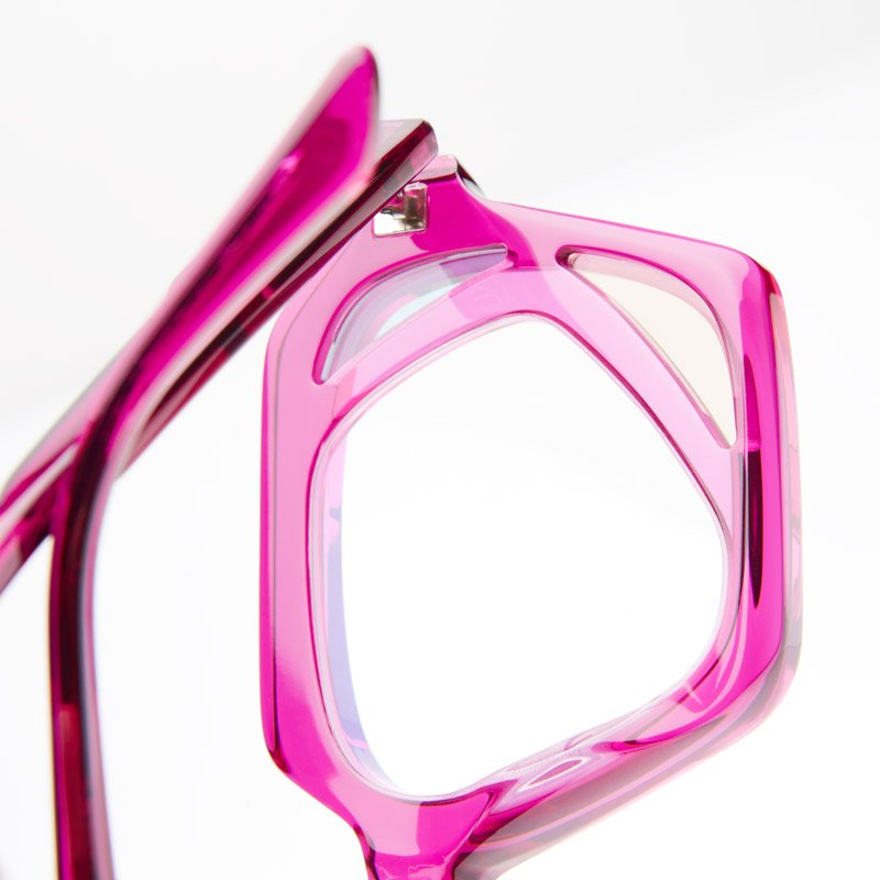 KUBORAUM Maske T8 Fuchsia eyeglasses, detail view