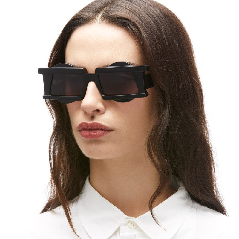 KUBORAUM Maske X20 Black Shine sunglasses, detail view